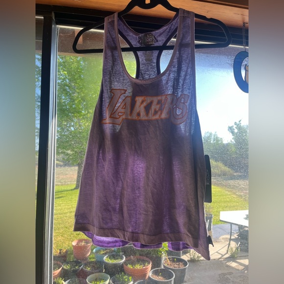 LA Lakers women’s racer back tank top Size L NWT - Picture 9 of 11